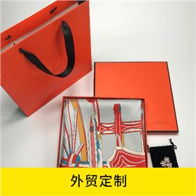 絲巾怎么系好看，絲巾系法，絲巾，真絲絲巾，